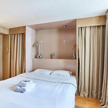 Latin Apartman